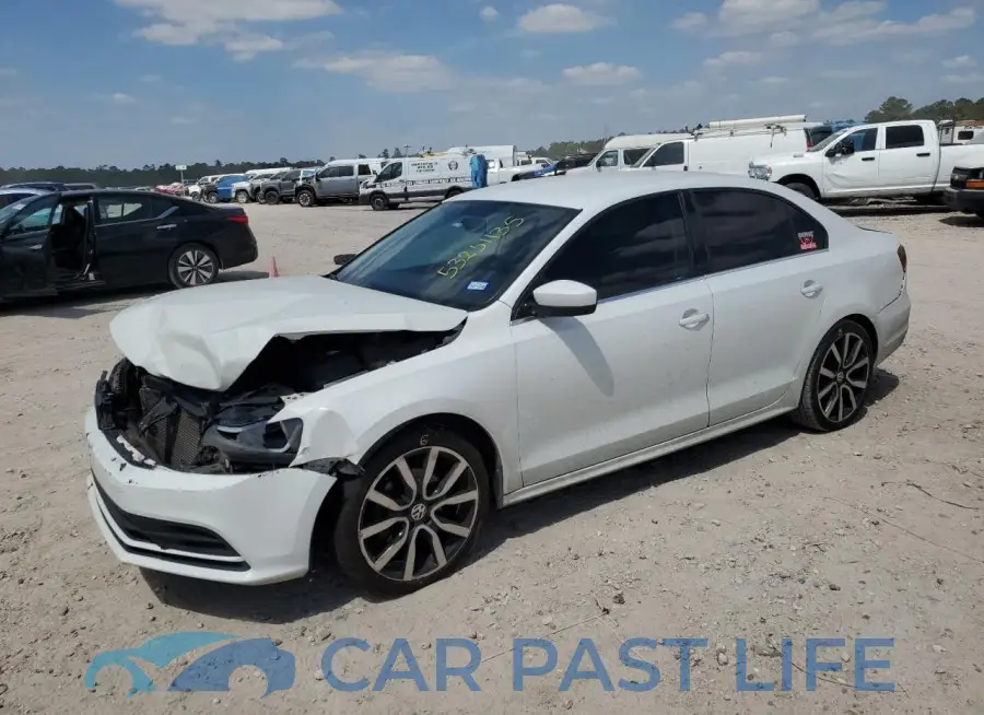3VW167AJXHM324338# 1