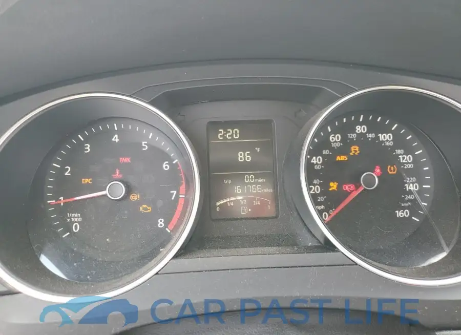 3VW167AJXHM324338# 9