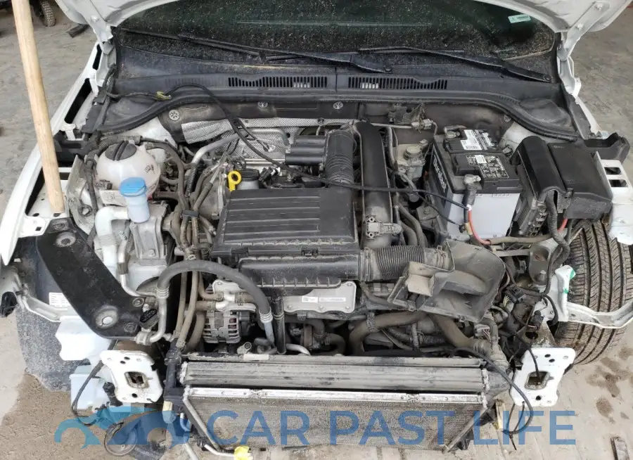 3VWDB7AJ9HM201624# 11