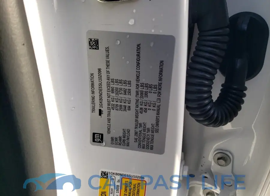 1GKB0NDE5SU102096# 13
