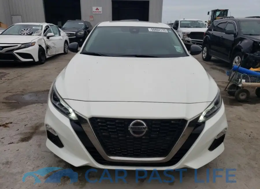 1N4BL4CV6MN407303# 5