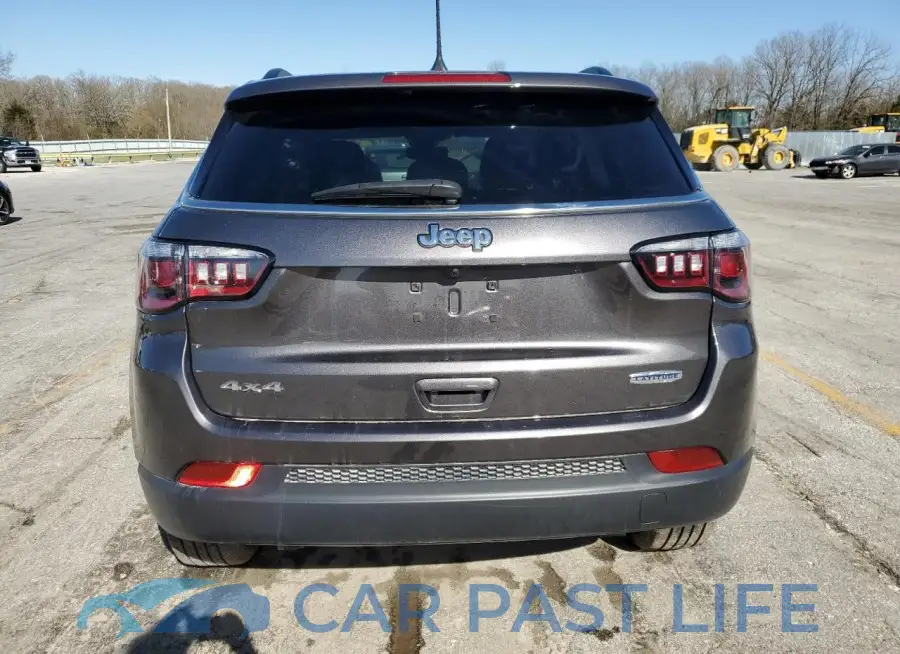 3C4NJDBN2PT560876# 6