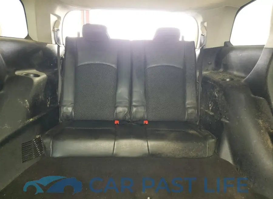 3C4PDCGG5HT590072# 10