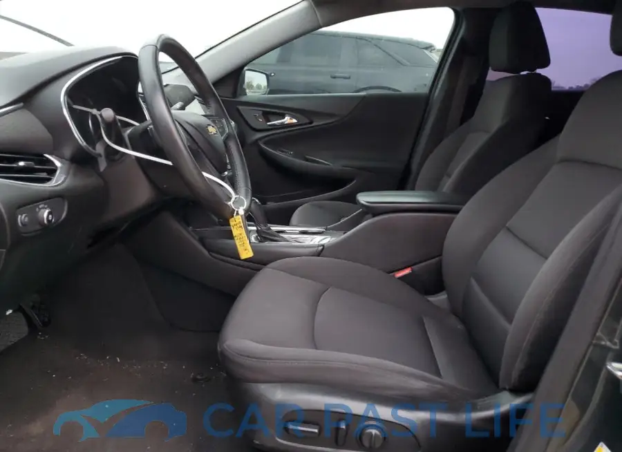 1G1ZD5ST5JF135398# 7