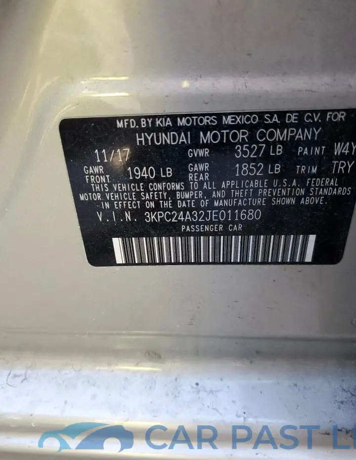 3KPC24A32JE011680# 12