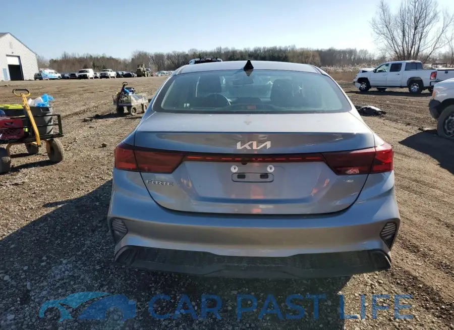 3KPF24AD0RE751861# 6