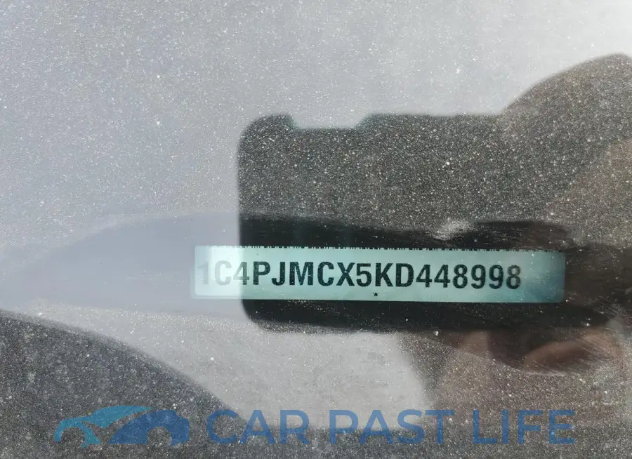 1C4PJMCX5KD448998# 13