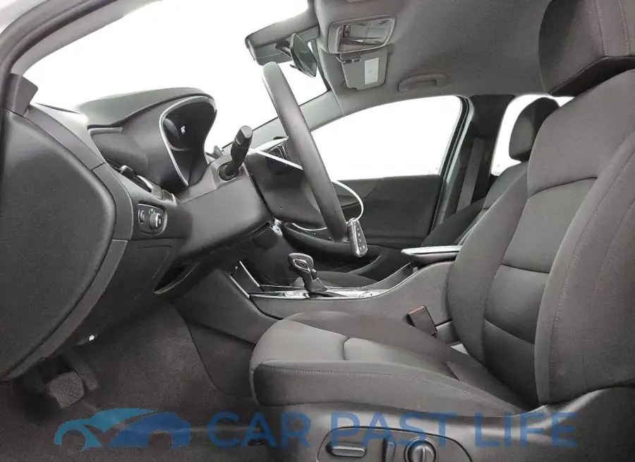 1G1ZD5ST4RF195541# 7