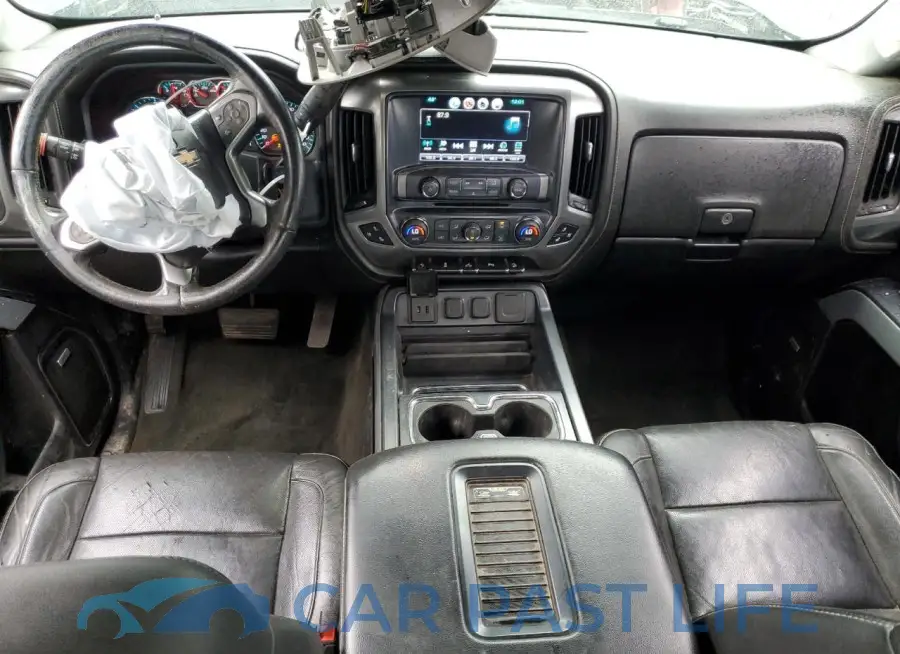 1GC2KWEG6JZ144175# 8