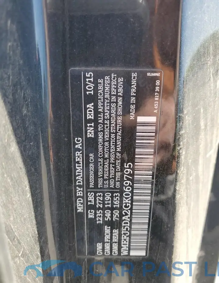 WMEFJ5DA2GK069795# 12