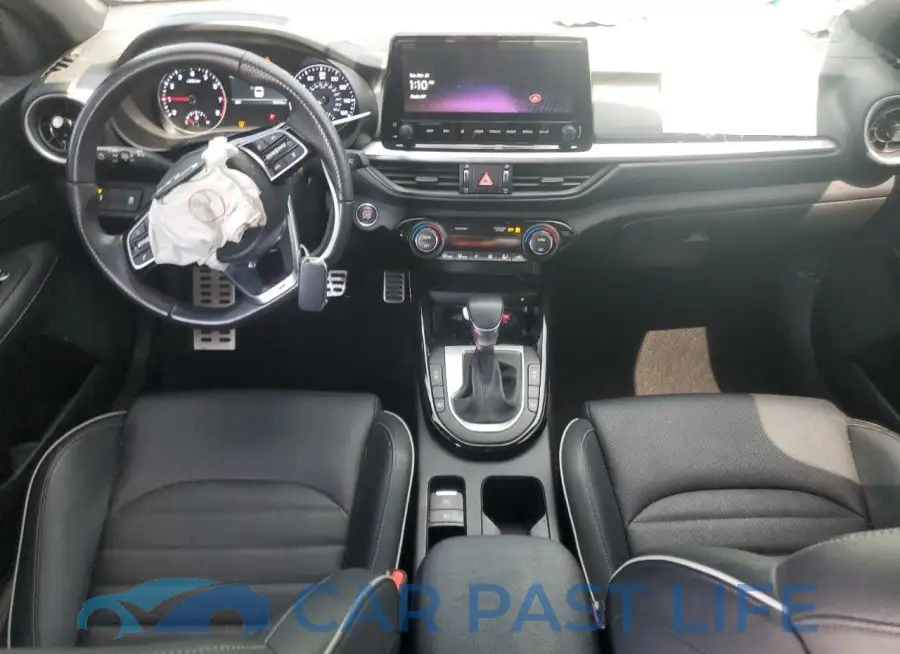 3KPF54AD5RE717129# 8