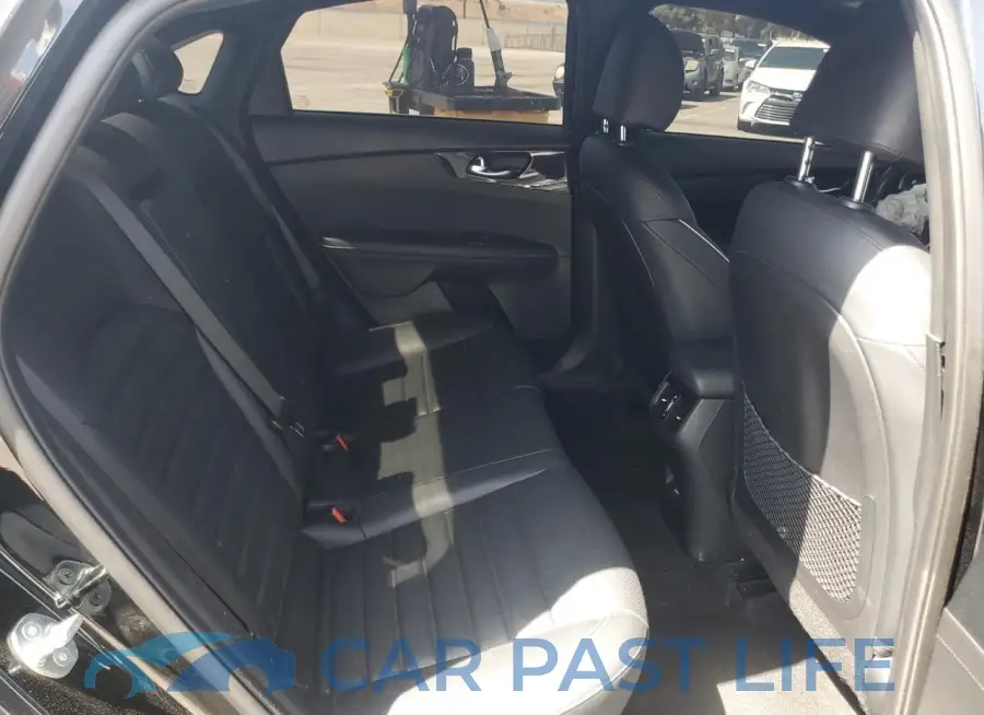3KPF54AD5RE717129# 10