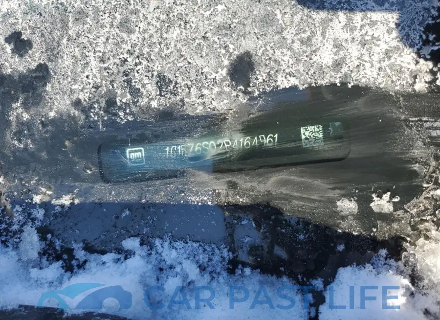 1G1FZ6S02P4164961# 12