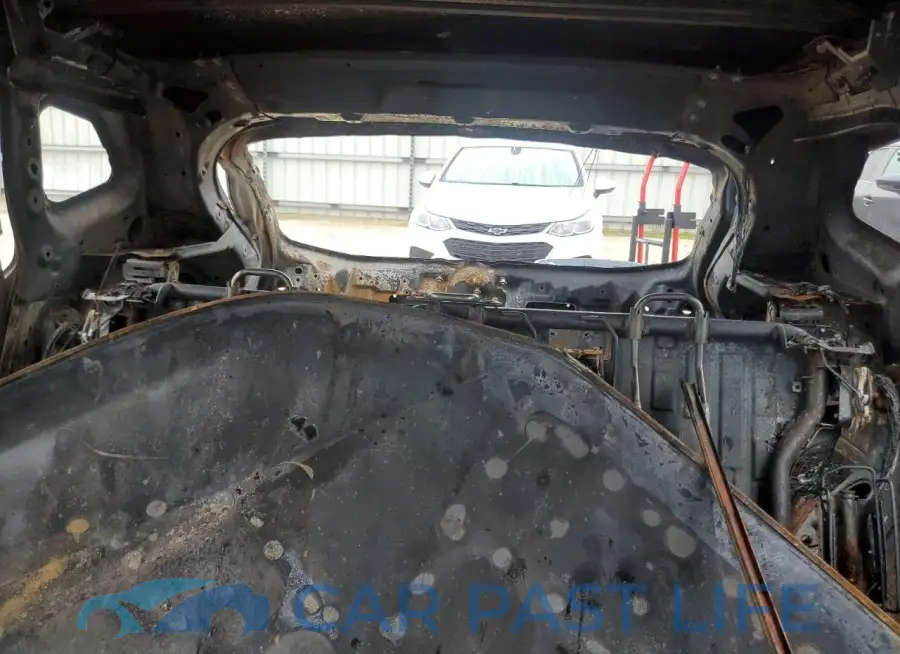 JN1BJ1AV4MW560146# 10