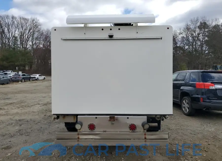1FDXE4FS1KDC07794# 6