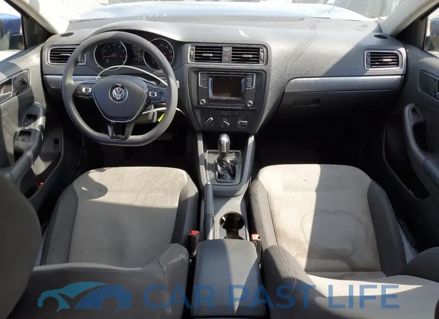 3VW2B7AJ7JM251872# 8
