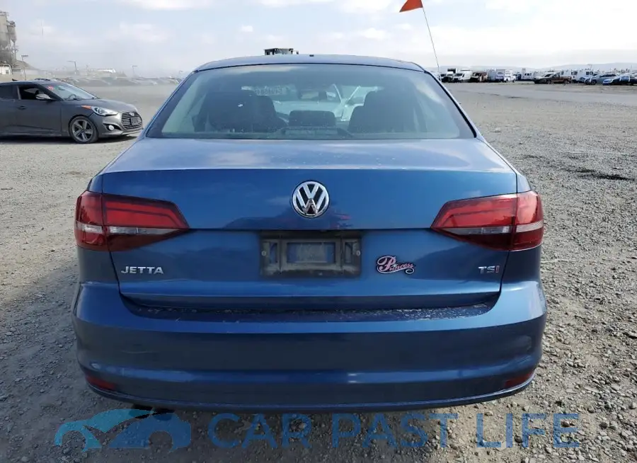 3VW2B7AJ7JM251872# 6