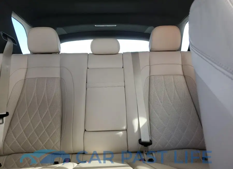 4JGFB8KB5MA151803# 10