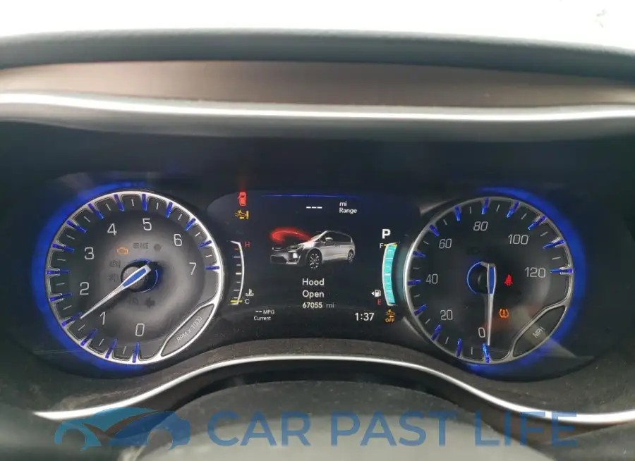 2C4RC1EGXHR635948# 9