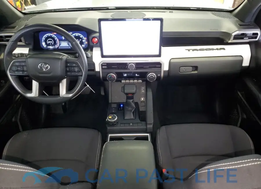 3TYLB5JN5RT002114# 8