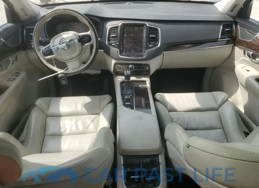 YV4A22PK1G1039621# 8