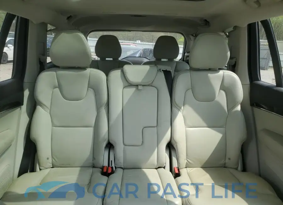 YV4A22PK1G1039621# 10