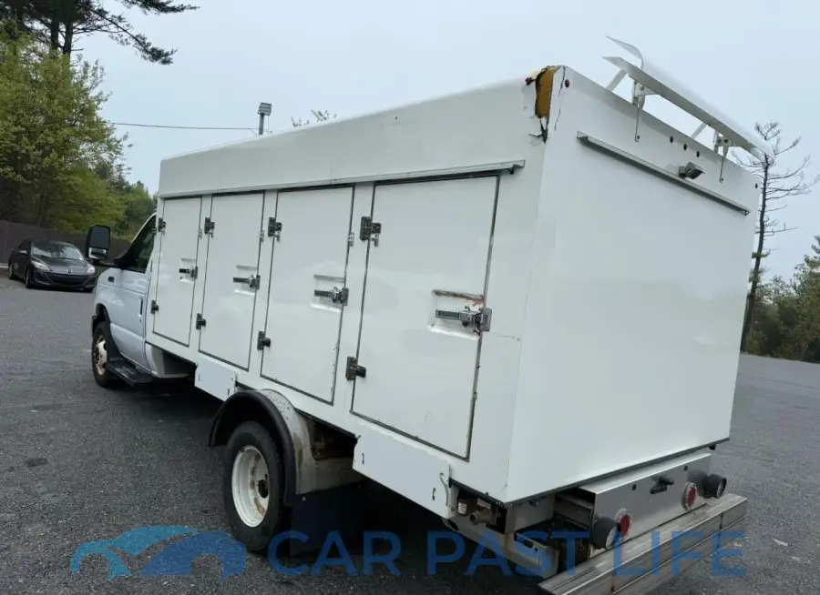 1FDXE4FS8KDC19277# 3
