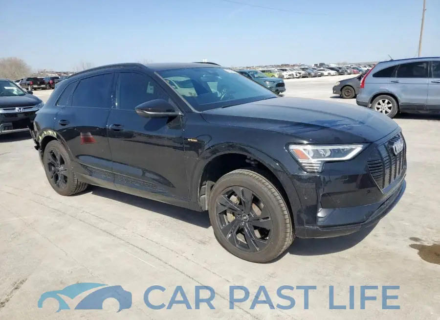 WA1AAAGE7NB027856# 4