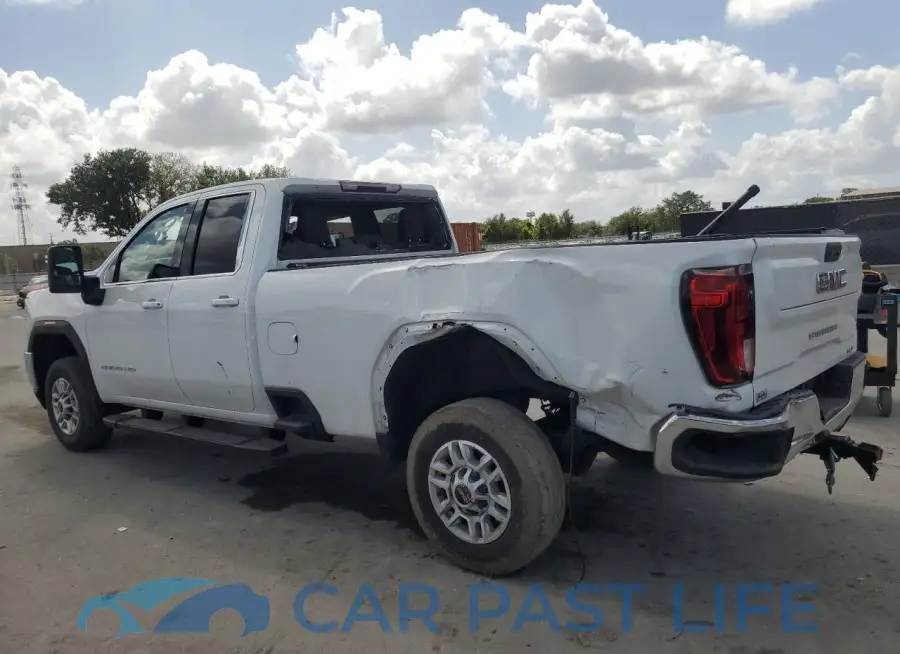 1GT58ME71NF215631# 2