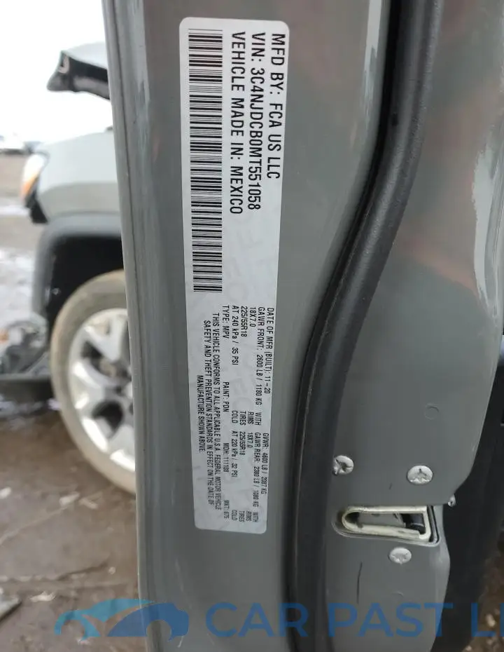 3C4NJDCB0MT551058# 12