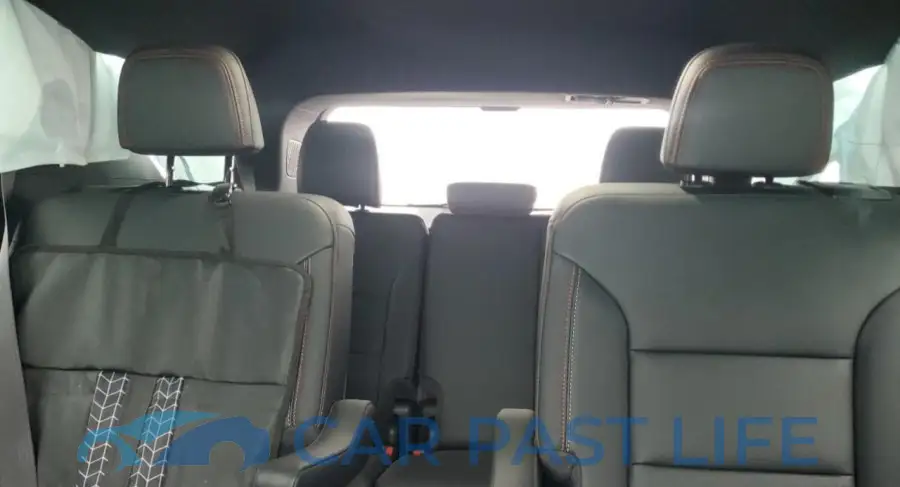 1GNEVJRS9SJ180634# 10
