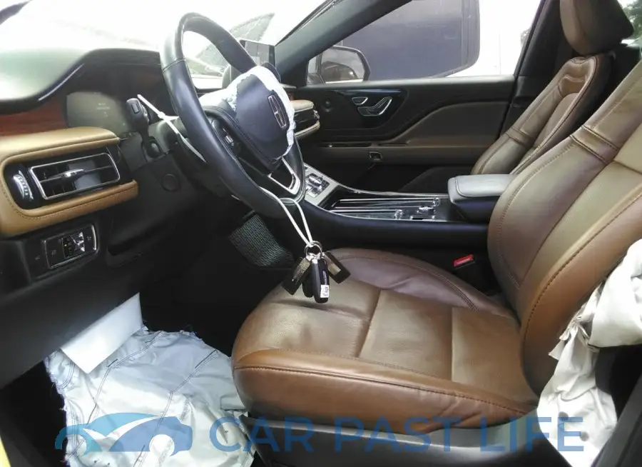 5LM5J7WC7PGL10427# 7