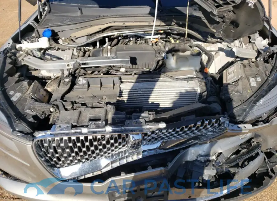 5LM5J7WC7PGL10427# 12
