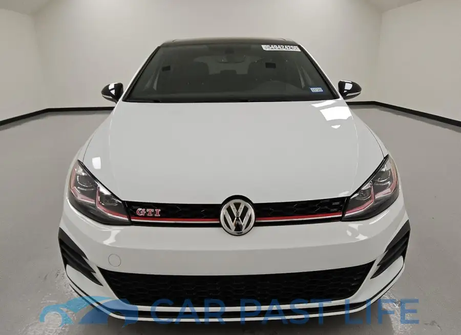 3VW5T7AU2MM005630# 5