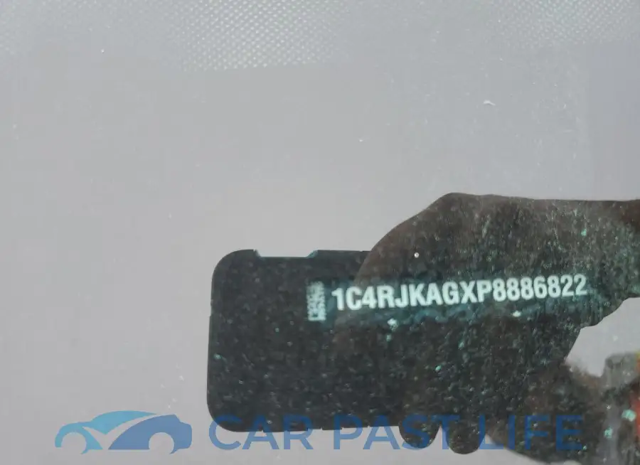 1C4RJKAGXP8886822# 13