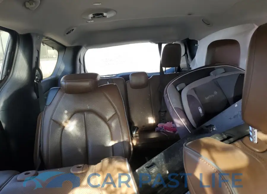 2C4RC1GG4JR212365# 10