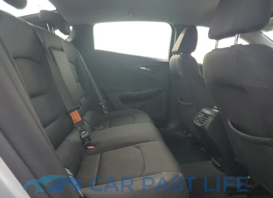 1G1ZD5ST2MF067940# 10