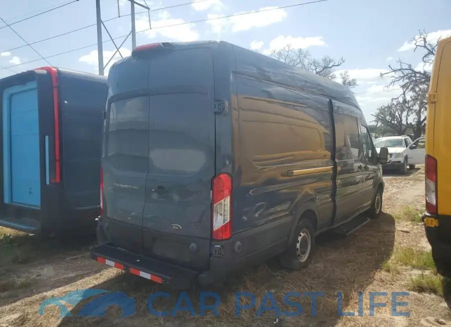 1FTYR3XM2KKB17542# 3