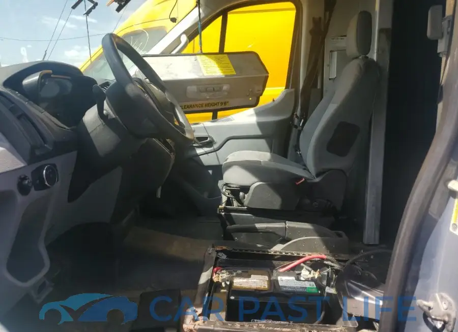 1FTYR3XM2KKB17542# 7