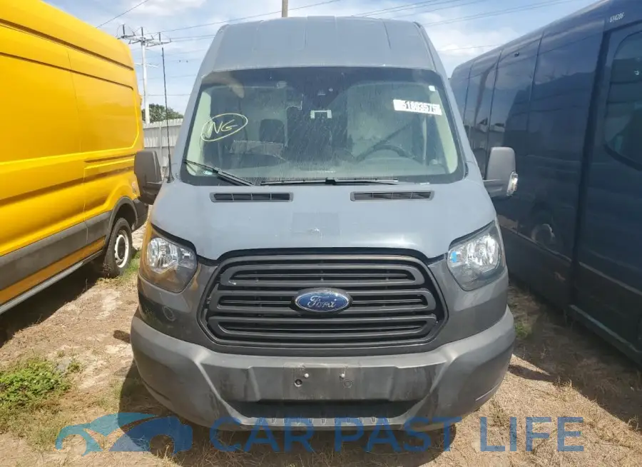 1FTYR3XM2KKB17542# 5