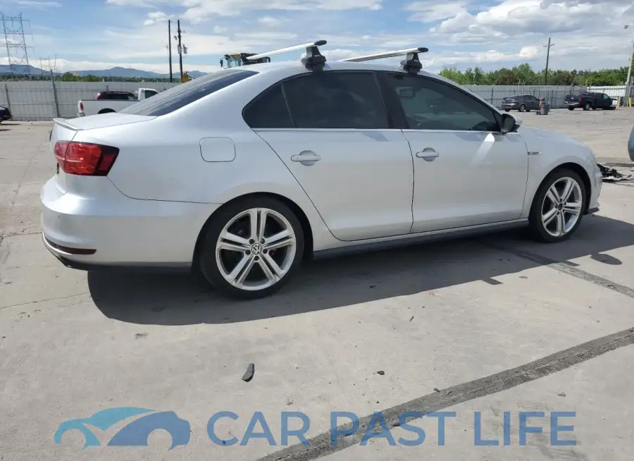 3VW5T7AJ8GM233559# 3