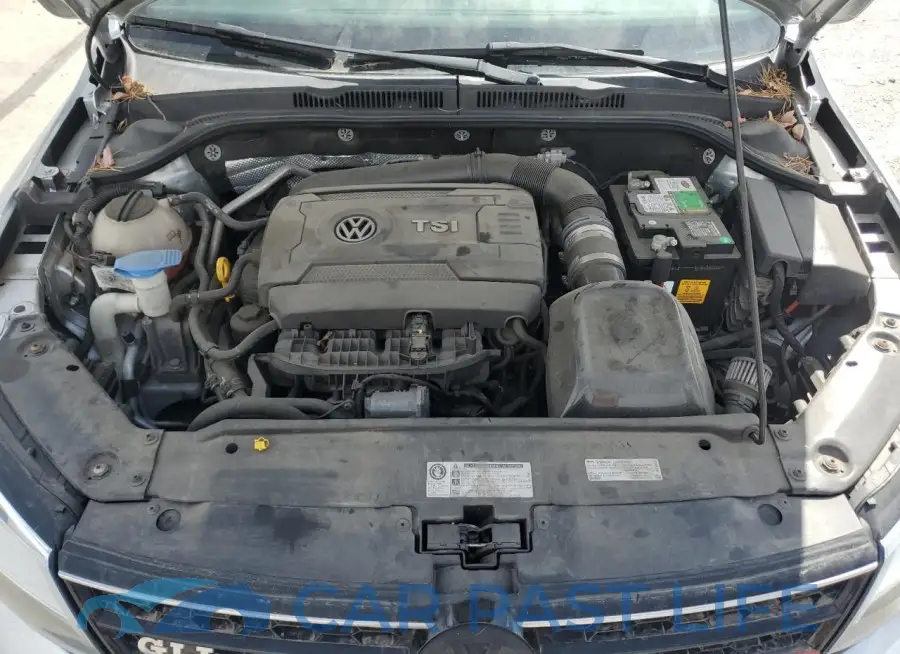 3VW5T7AJ8GM233559# 11