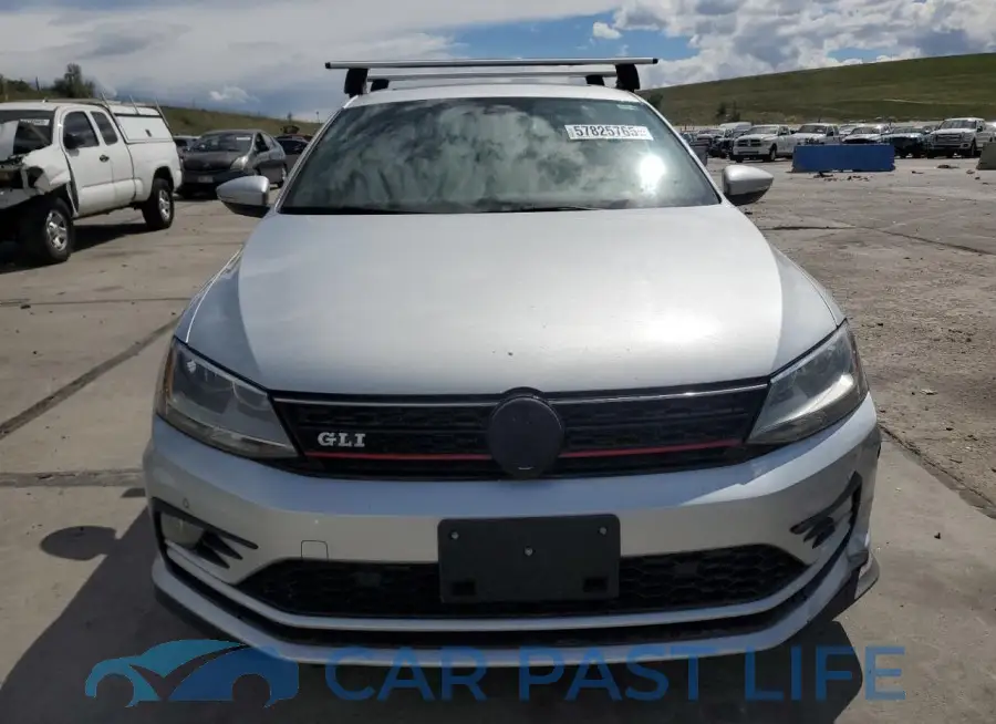 3VW5T7AJ8GM233559# 5