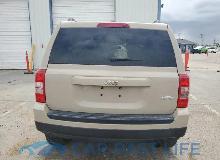 1C4NJPFA5HD209444# 6