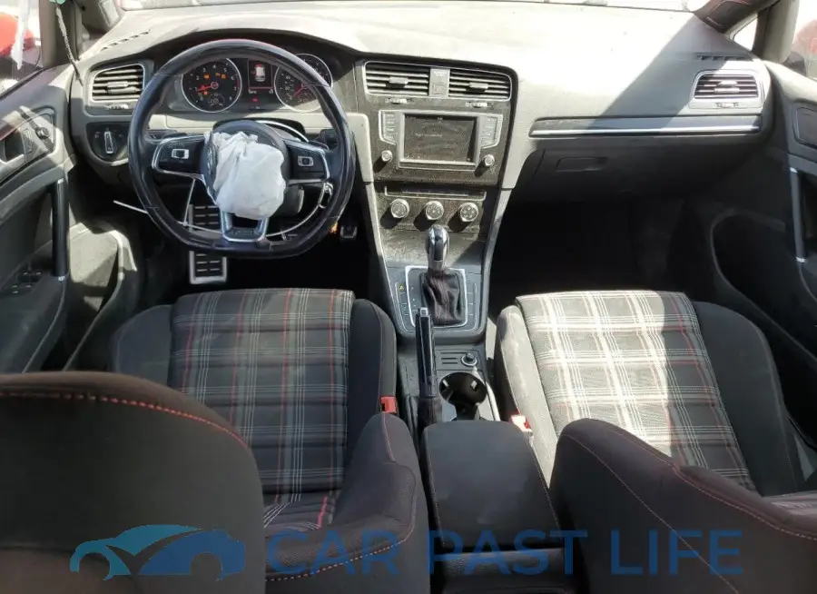 3VW4T7AU8HM077160# 8