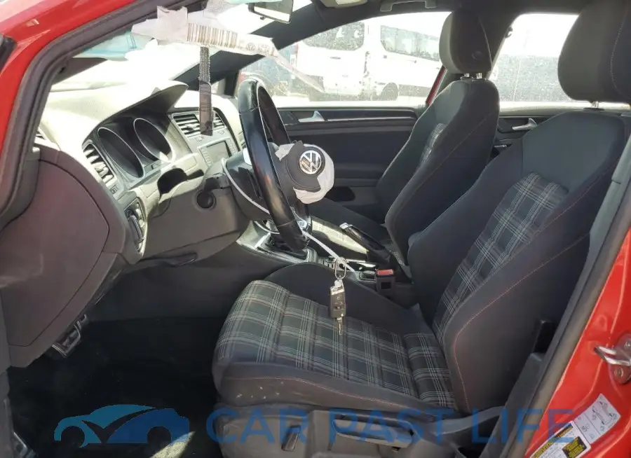 3VW4T7AU8HM077160# 7