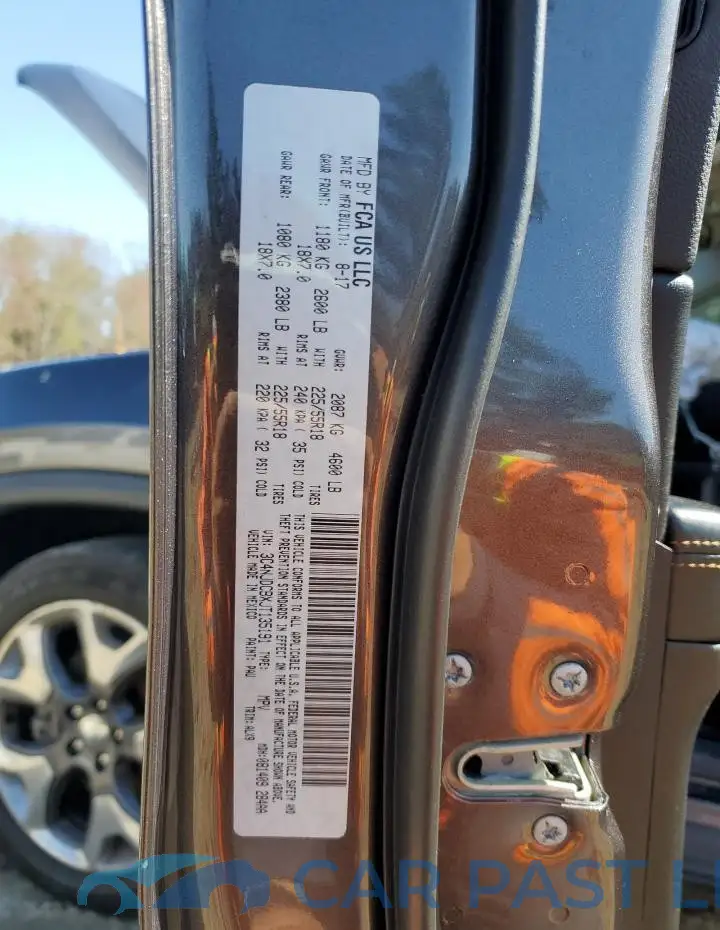 3C4NJDCBXJT135191# 12