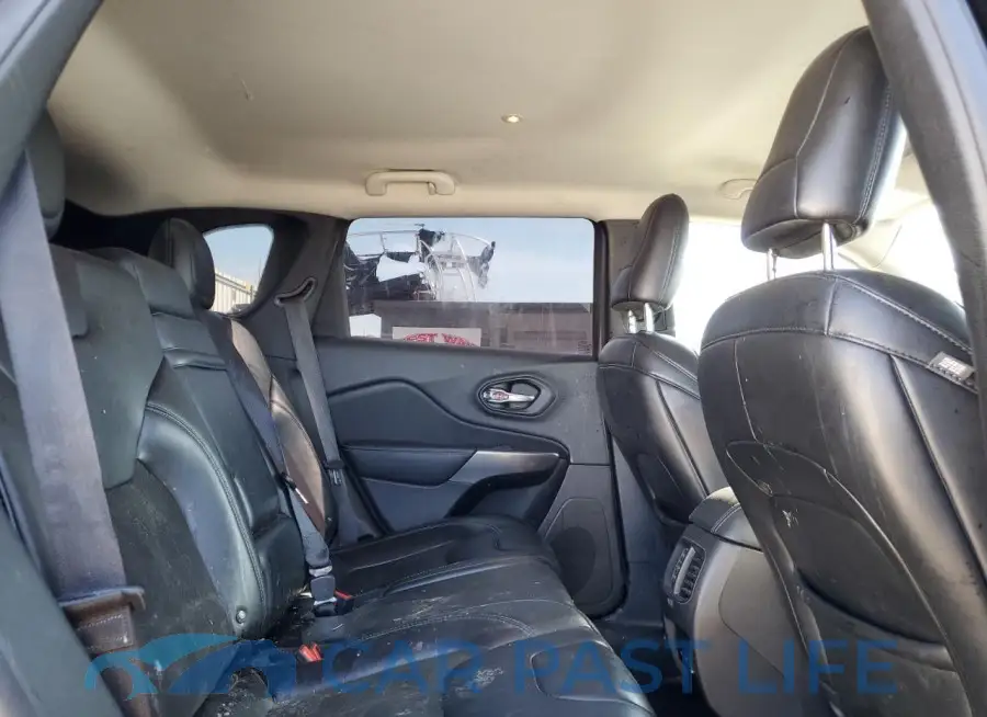 1C4PJMLB4KD182071# 11