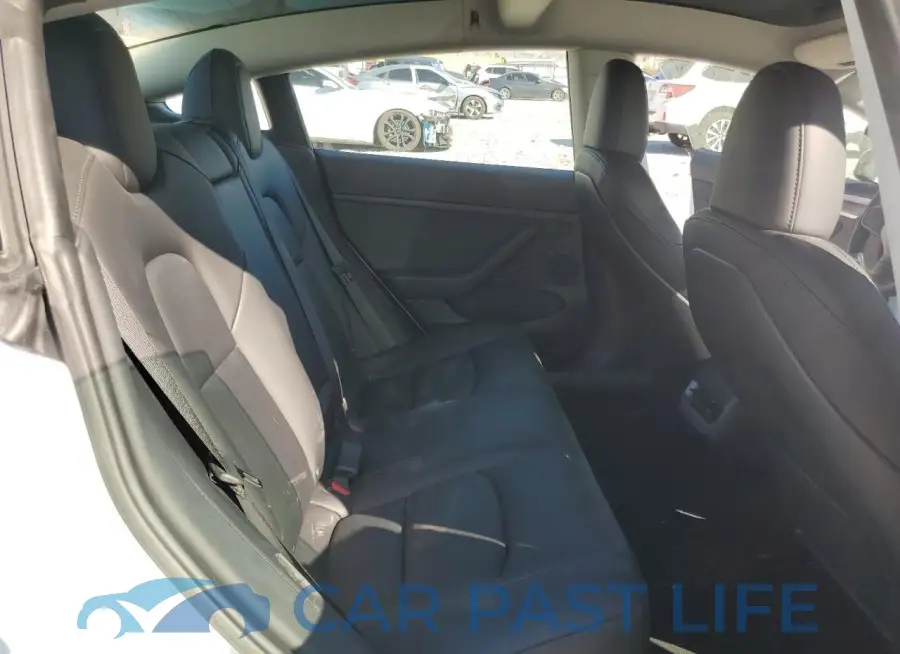 5YJ3E1EAXPF571822# 10