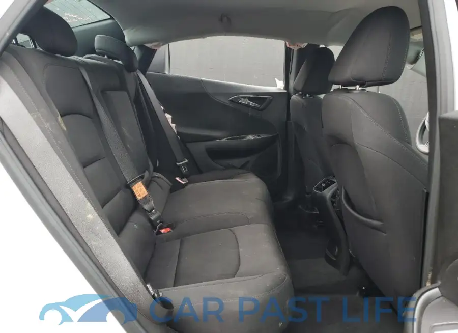 1G1ZD5ST6PF208352# 10